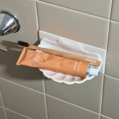 【LOVEBYT(ラブバイト)】<br>ナチュラル 歯磨き粉 シナモン&クローブ<br>NEW！Coming Soon