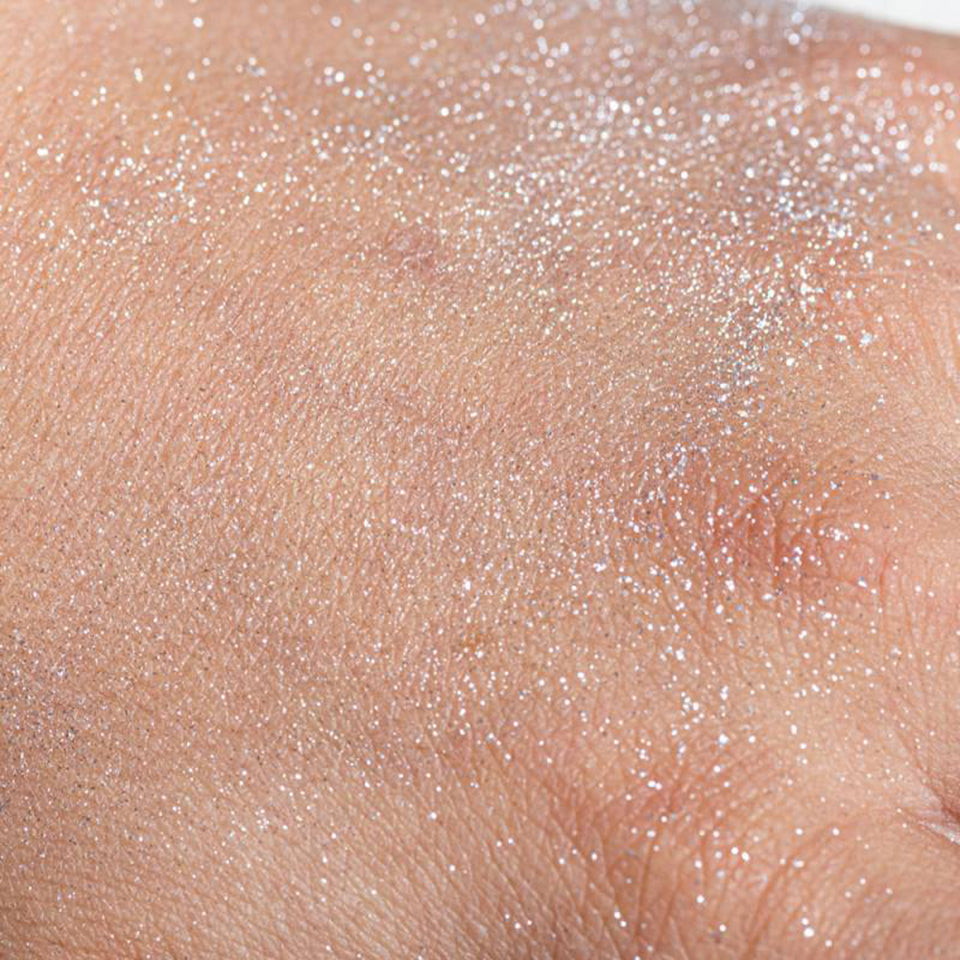 【namaki（ナマキ）】<br>ラメパウダー＆ブラシ（シルバー）