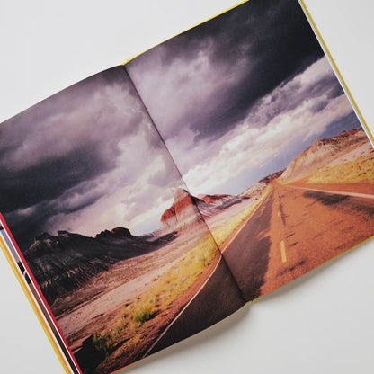 【Lola James Harper】<br>アートブック<br>Where the Sun Keeps Shining-